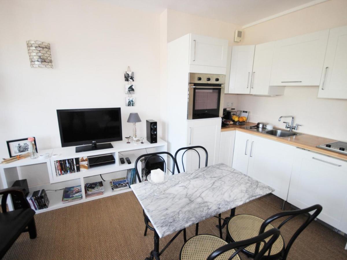 Studio Centre-Ville Royan : Plages Et Commerces A Pied, Balcon, Parking Gratuit - Fr-1-550-7 Exterior photo
